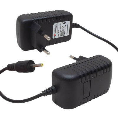 POWERMASTER PM-31521 9 VOLT - 2 AMPER 2.5*0.7 İNCE UÇ TABLET PC ADAPTÖRÜ - 2