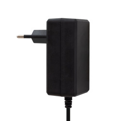 WEKO 9 VOLT - 2 AMPER İNCE 2.5*0.7 UÇ YERLİ ÜRETİM TABLET PC ADAPTÖRÜ - 2